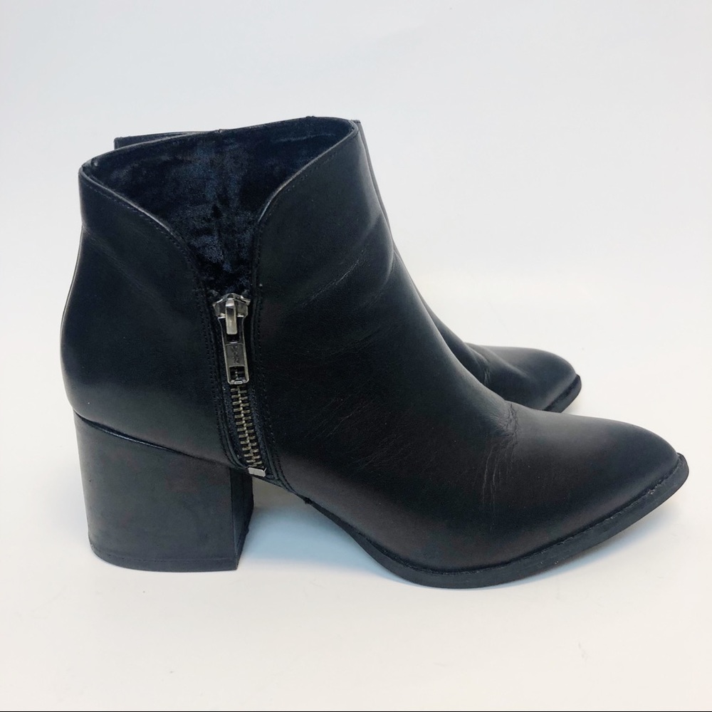 Seychelles Black Leather Chaparral Ankle Bootie